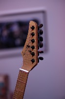 Tom Marceau, Guitare électrique Redoutable Standard Burst, Table en érable ondé